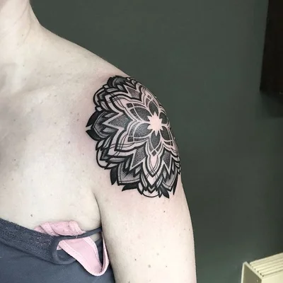Veronika tattoo 041