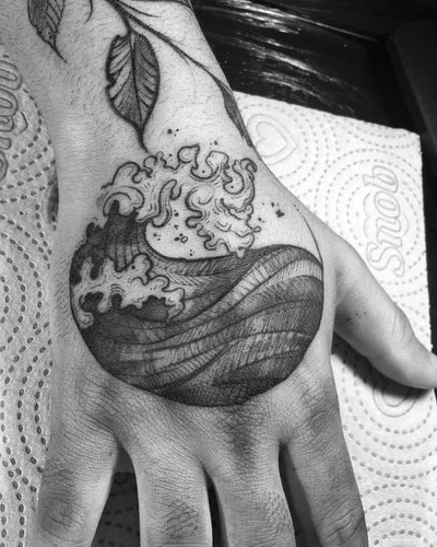 Caio Viana tattoo 042