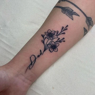 Vicky Morgan tattoo 023