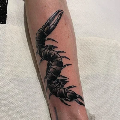 Vicky Morgan tattoo 027