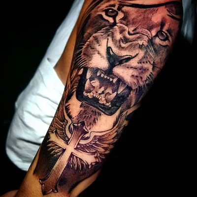 Victor Espeschit tattoo 031