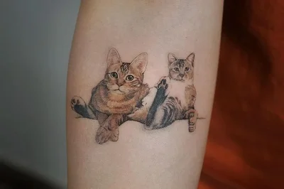 Victoria Wong tattoo 007