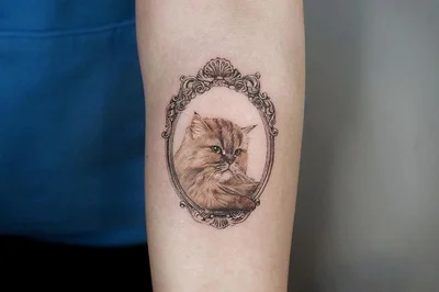 Victoria Wong tattoo 035