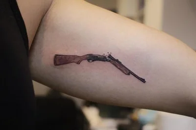 Victoria Wong tattoo 039
