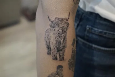 Victoria Wong tattoo 040