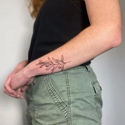 Victoria Kravec tattoo 021