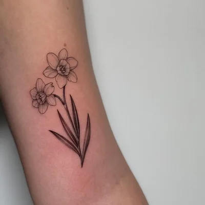 Victoria Kravec tattoo 047