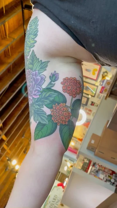 Victoria Kurtz tattoo 017