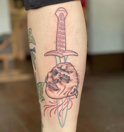 Victoria Kurtz tattoo 032