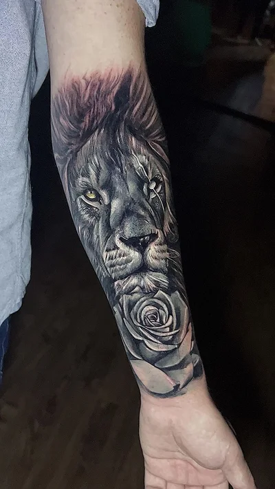Victor Reis tattoo 024