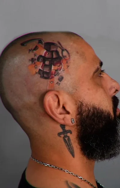 Victor Reis tattoo 026