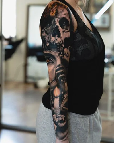 Victor Mossby tattoo 048