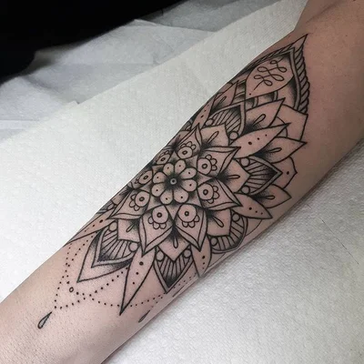 Val Filion tattoo 031
