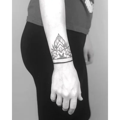 Viktoria Vitez tattoo 014