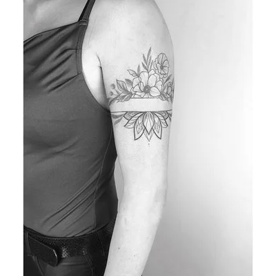 Viktoria Vitez tattoo 017