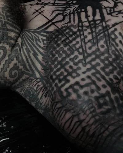 Vincent Artmour tattoo 011