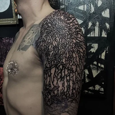Vincent Artmour tattoo 024