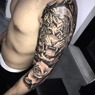 Vinicius Barnabé tattoo 036