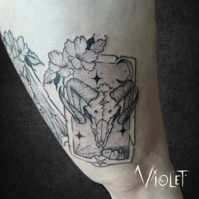 Violet Lee tattoo 014