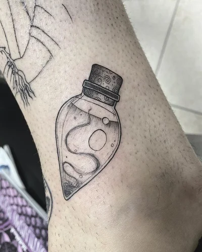 Violet Lee tattoo 017