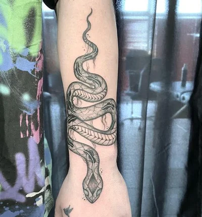 Violet Lee tattoo 028