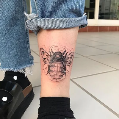 Violet Lee tattoo 038