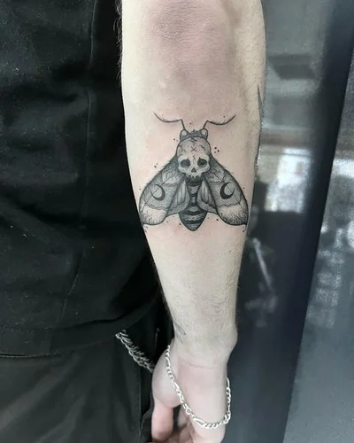 Violet Lee tattoo 039
