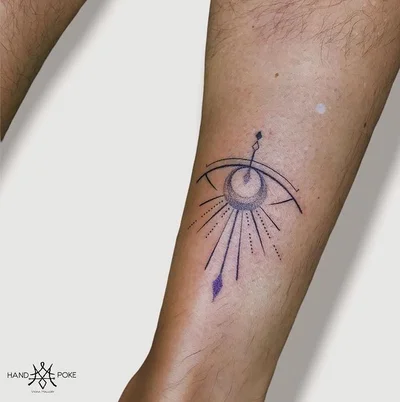 Viona Mallory tattoo 018