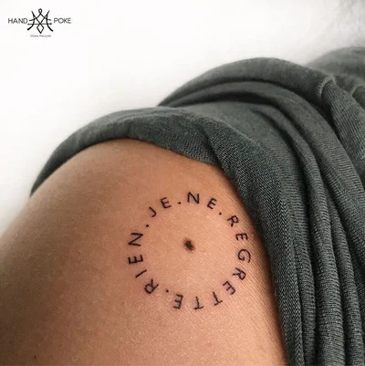 Viona Mallory tattoo 030