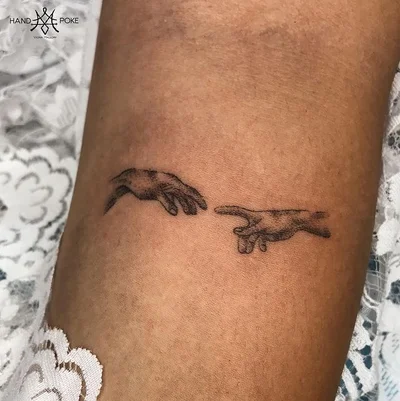 Viona Mallory tattoo 035