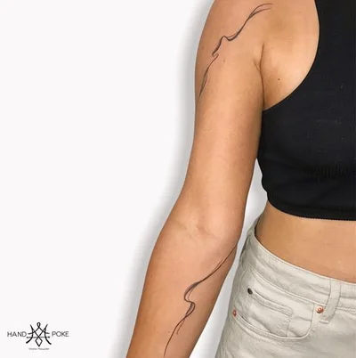Viona Mallory tattoo 044