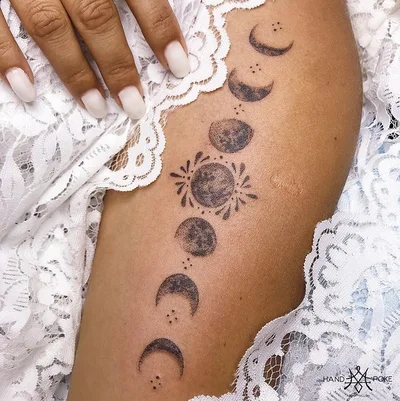 Viona Mallory tattoo 045