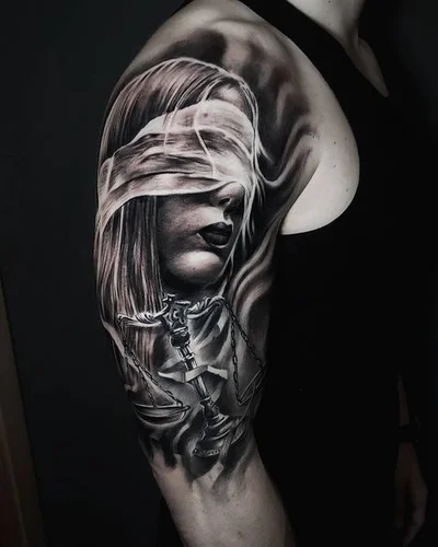 Chus Calles tattoo 041