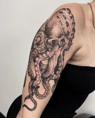 Vitali Lazițki tattoo 041
