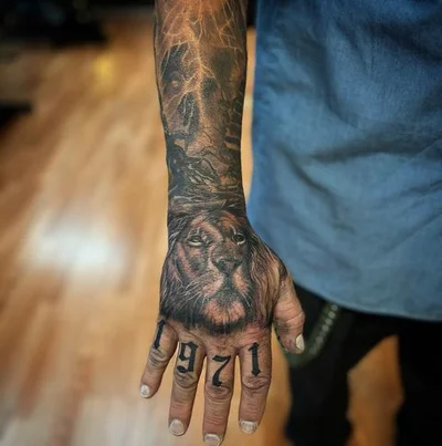 Vitt tattoo 042