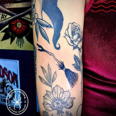 Mateus Thrasher tattoo 019