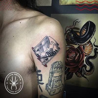 Mateus Thrasher tattoo 050