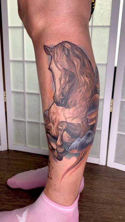 Steph Finnola Reed tattoo 022