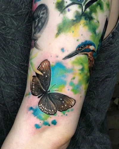 Vivien Vamosi tattoo 015