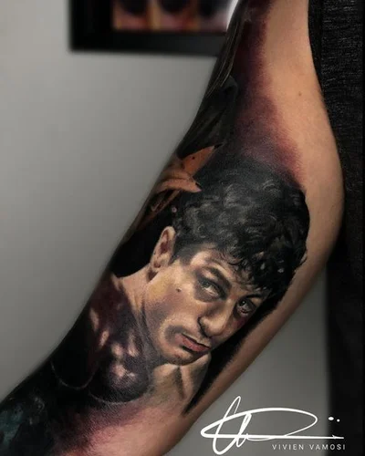 Vivien Vamosi tattoo 028