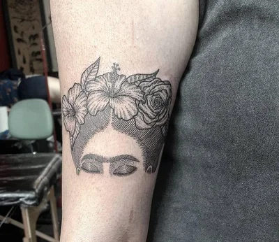 Vivian Turini tattoo 008