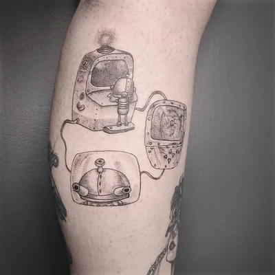 Vivian Turini tattoo 012