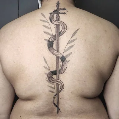 Vivian Turini tattoo 026
