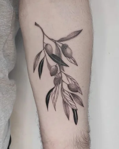 Vivian Turini tattoo 035