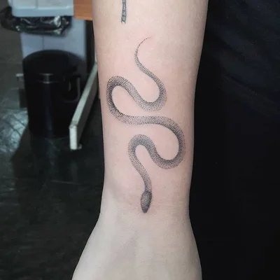 Vivian Turini tattoo 049
