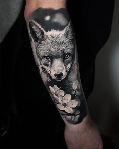 Viktor László tattoo 028