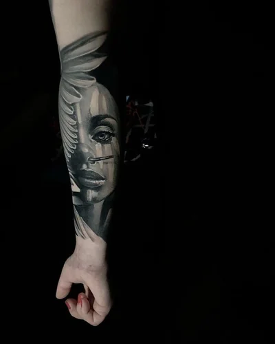 Viktor László tattoo 033