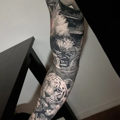 Viktor László tattoo 047