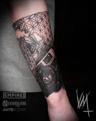 Matt Phillips tattoo 007