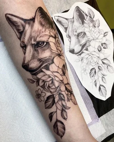 Mila Gladkova tattoo 010